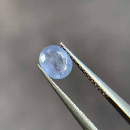 イリデッセンスサファイア 0.80ct オーバルカット 6.0mm×5.0mm×2.7mm【MJ3061】