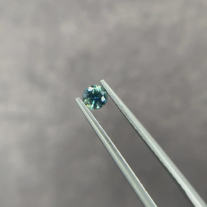 ティールサファイア 0.21ct ラウンドカット 3.6mm×3.5mm×2.3mm【MJ2876】